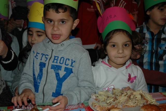 sinterklaasfeest-924 - Afbeelding 1 van 64