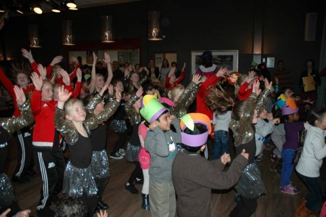 sinterklaasfeest-949 - Afbeelding 26 van 64