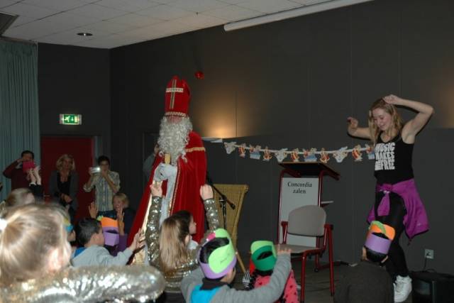 sinterklaasfeest-950 - Afbeelding 27 van 64