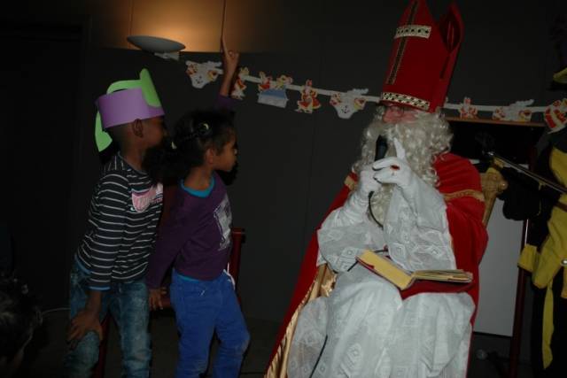 sinterklaasfeest-957 - Afbeelding 34 van 64